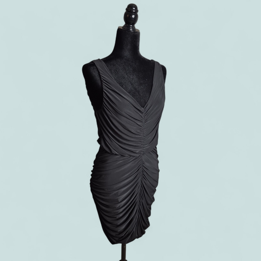 Soprano Women's Elegant Black Ruched Sleeveless Dress. Size M